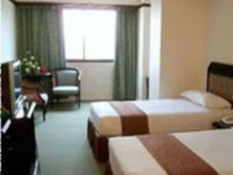 Lampang Wieangthong Hotel Buitenkant foto