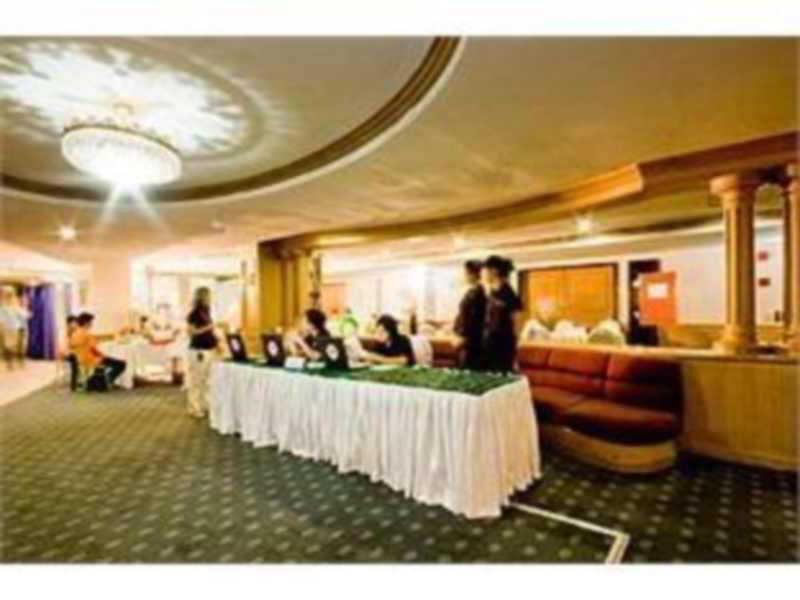 Lampang Wieangthong Hotel Buitenkant foto